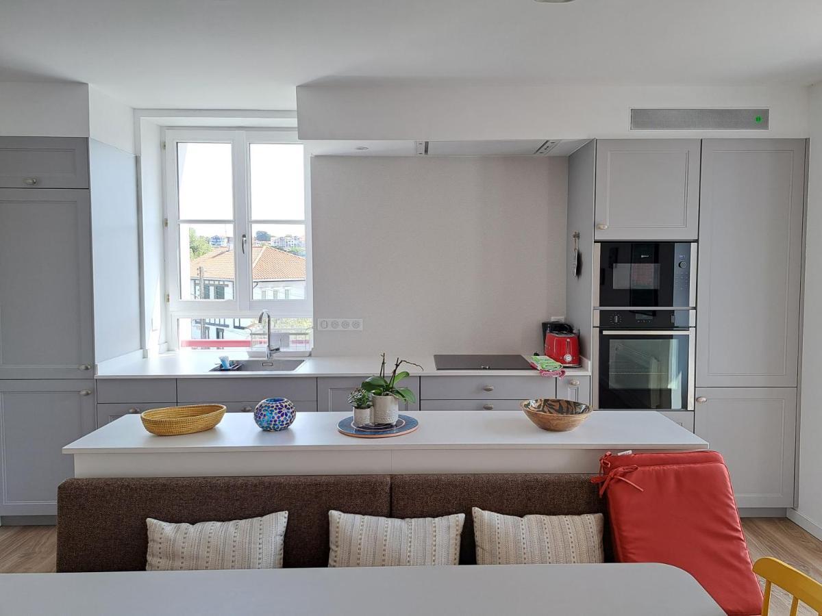 Superbe Appartement T3 Au Centre Plage .Parking Hendaye Eksteriør billede
