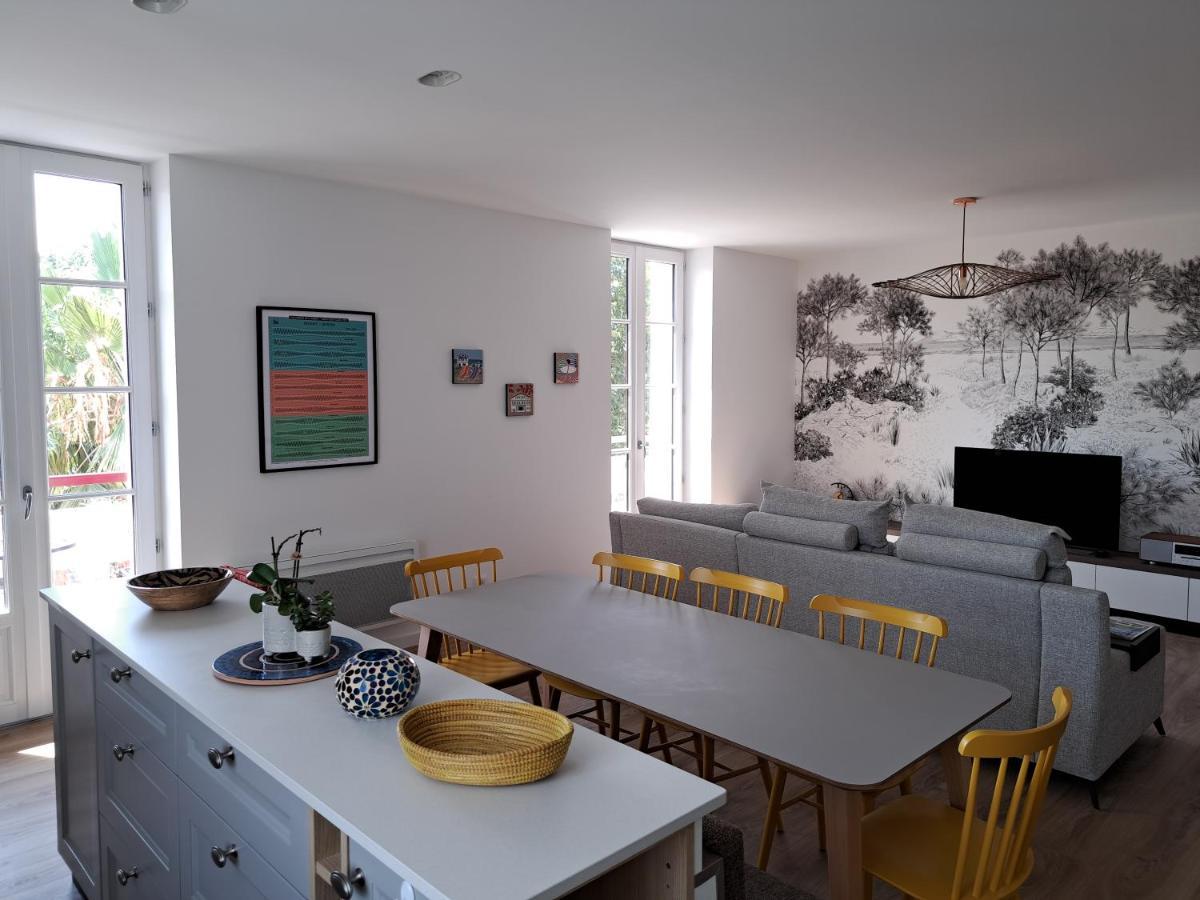 Superbe Appartement T3 Au Centre Plage .Parking Hendaye Eksteriør billede
