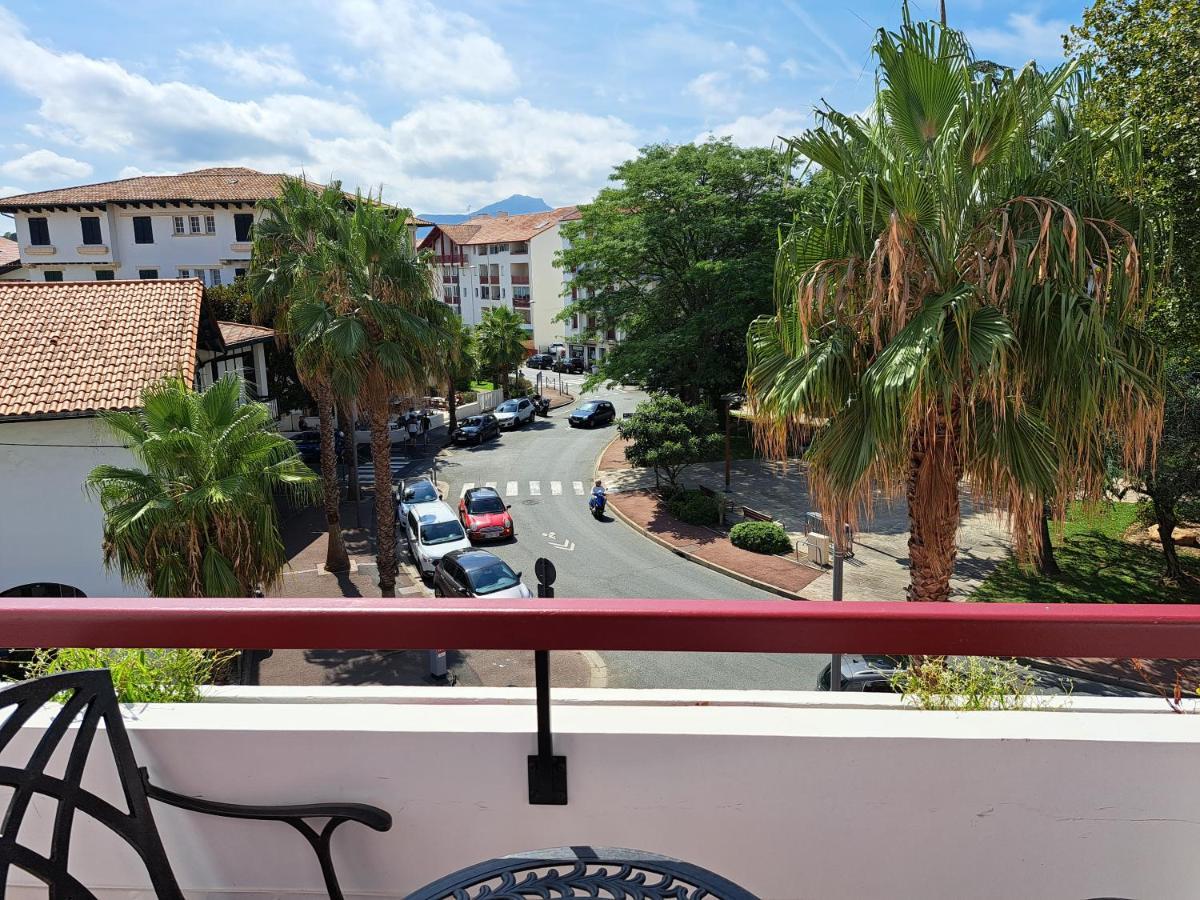 Superbe Appartement T3 Au Centre Plage .Parking Hendaye Eksteriør billede